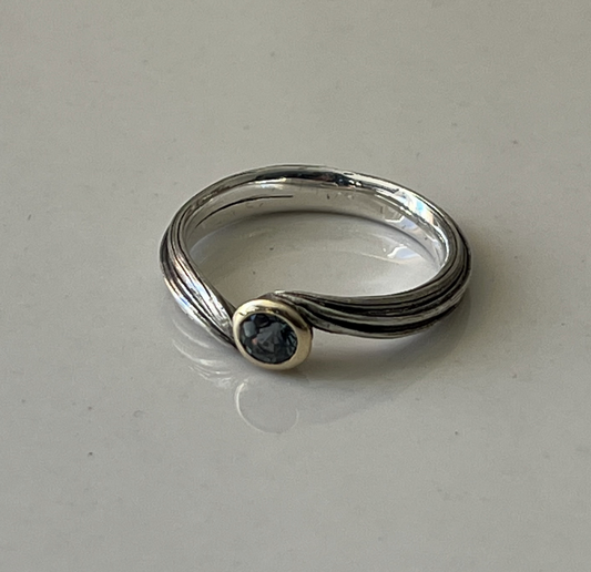 Little Mountain Ring R0102