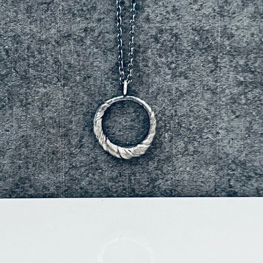 Little Mountain Sterling Silver necklace -NO101